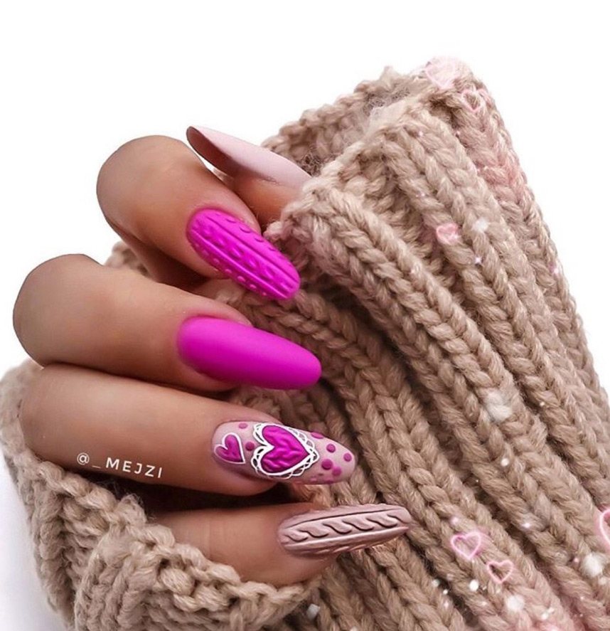 modele unghii cu gel roz ziua indragostitilor